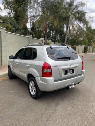 HYUNDAI TUCSON 2.0 MPFI GLS 16V 143CV 2WD FLEX 4P AUTOMÁTICO